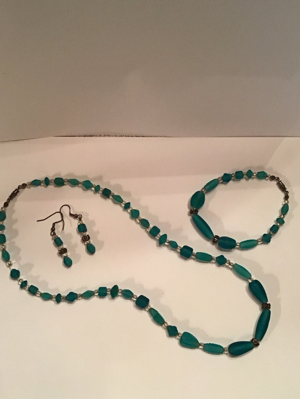 Turquoise Bead Necklace, Bracelet & Earring Set - Women Jewelry.
